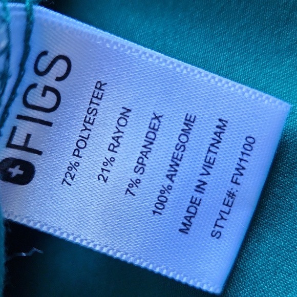 FIGS Green Scrub Top - Picture 12 of 13